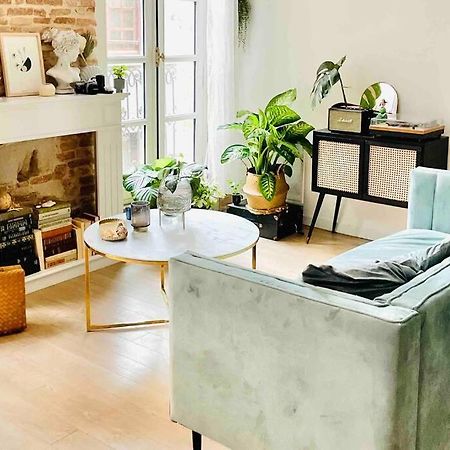 Très bel Appartement de 60m2 en centre ville Lavaur  Extérieur photo