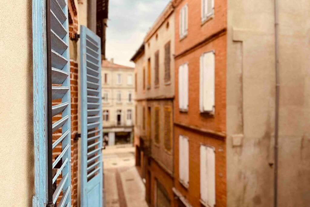 Très bel Appartement de 60m2 en centre ville Lavaur  Extérieur photo